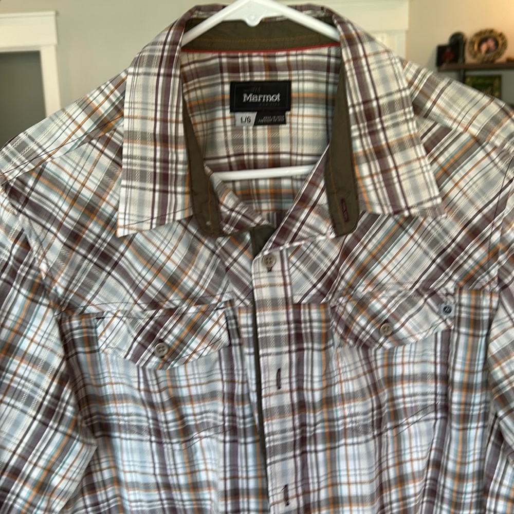 Marmot SS Button Up Plaid Shirt Size L